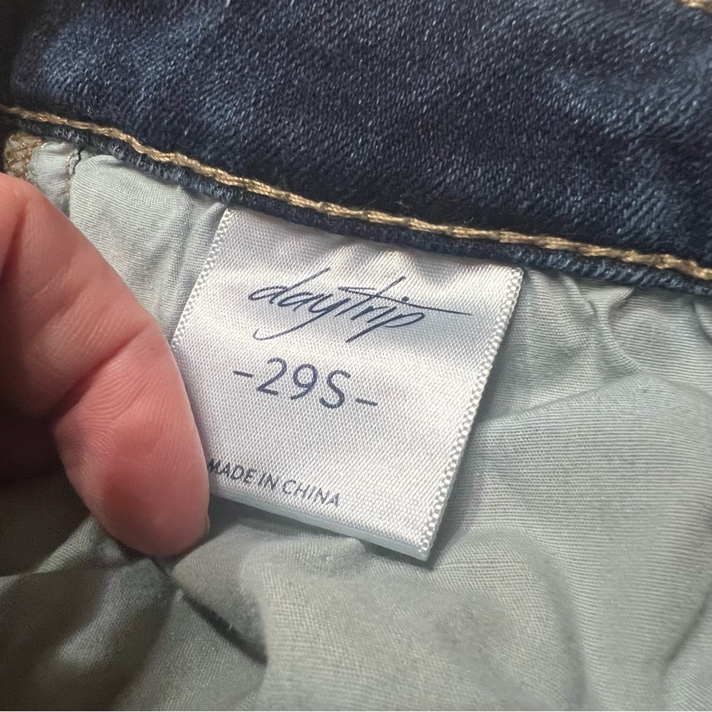 Buckle Daytrip Virgo Denim Jeans Womens 29S Blue Bootcut Mid Rise Stretch Comfy - Picture 12 of 15